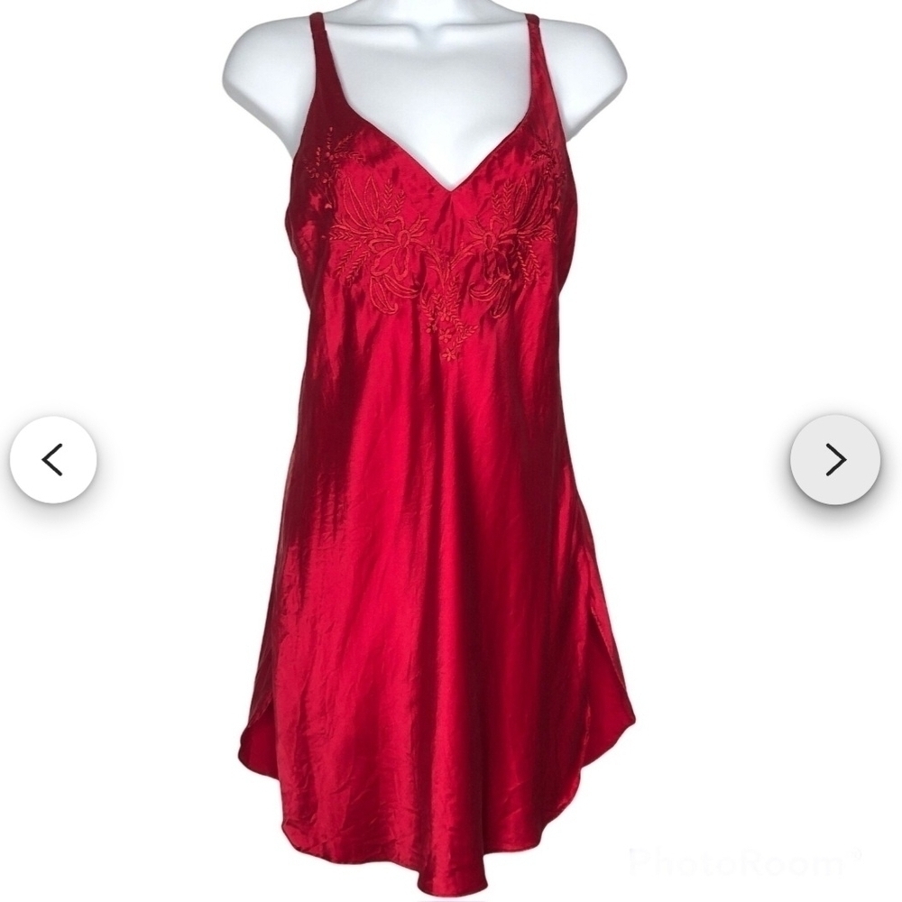 Vintage Victoria's Secret Gold Label 100% Silk Red Embroidered Flowers Lingerie